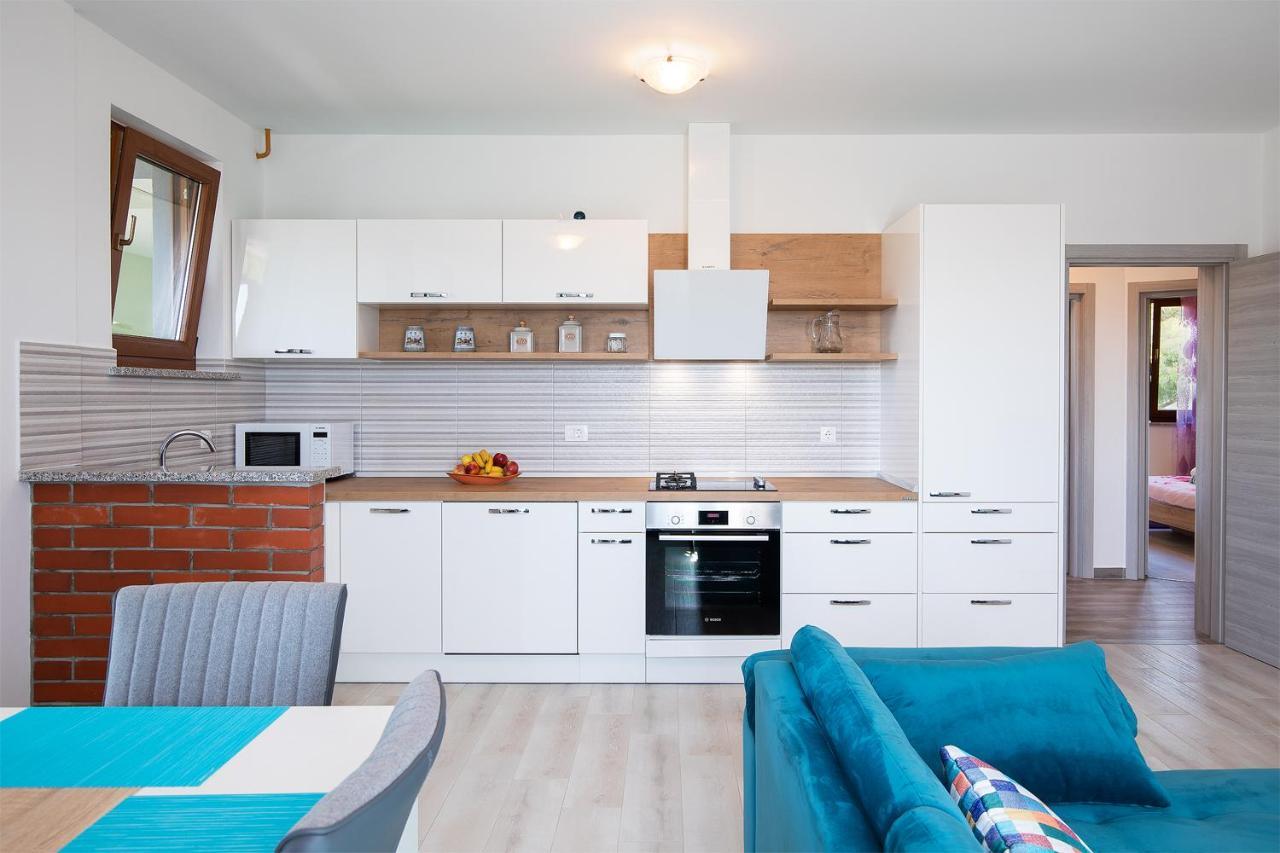 Kaylie Apartment Pula Exterior photo